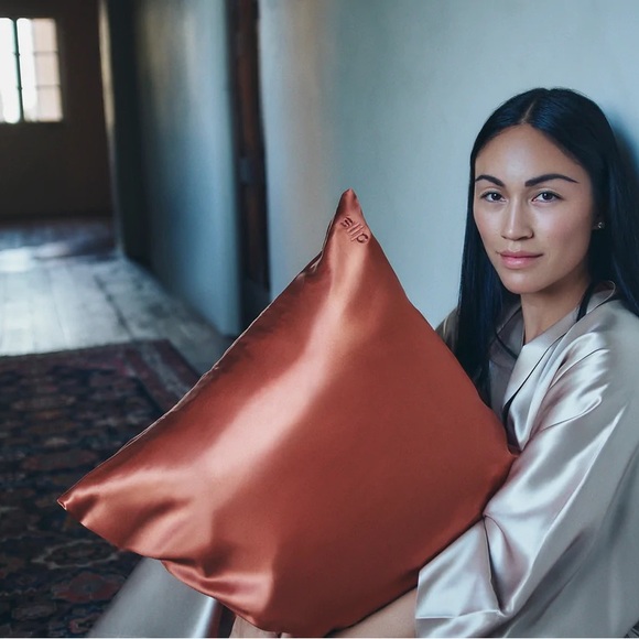 slip Other - SLIP 100% Silk Anti-Aging Queen Size Pillowcase